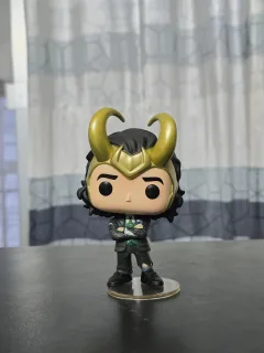 President Loki Funko Pop! Marvel Studios Series Vinyl Bobble-Head (#898) – Collectible Statue Model