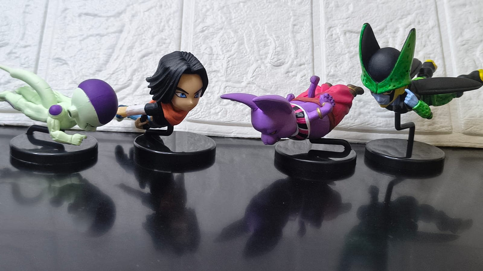 Dragon Ball Z & Super Action Mini Figure Set – Mid-Air Flying & Running Chibi Statues